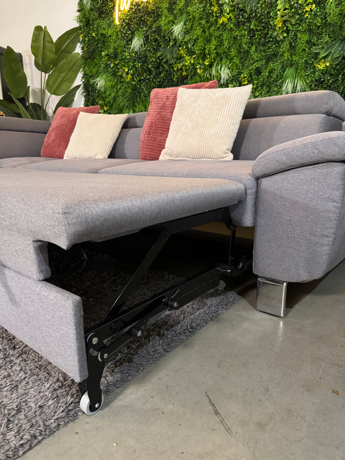 Ecksofa „Mömax“ mit Schlaffunktion