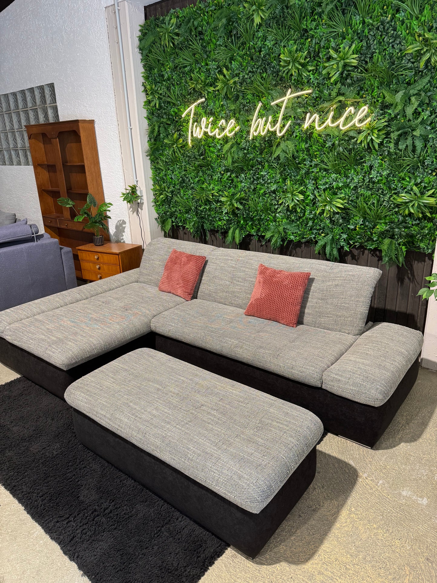 „Domo Collection“ Ecksofa mit Hocker
