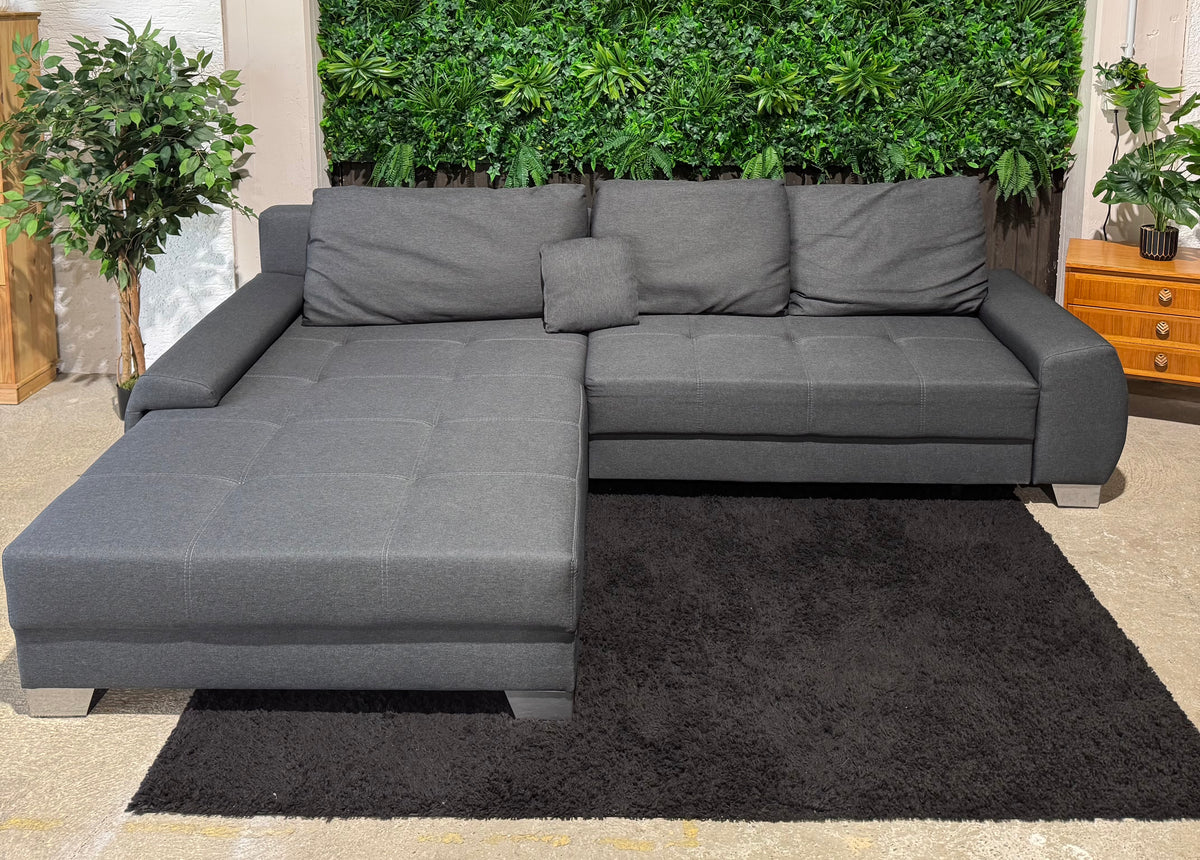 Ecksofa mit Schlaffunktion (beidseitig montierbar)