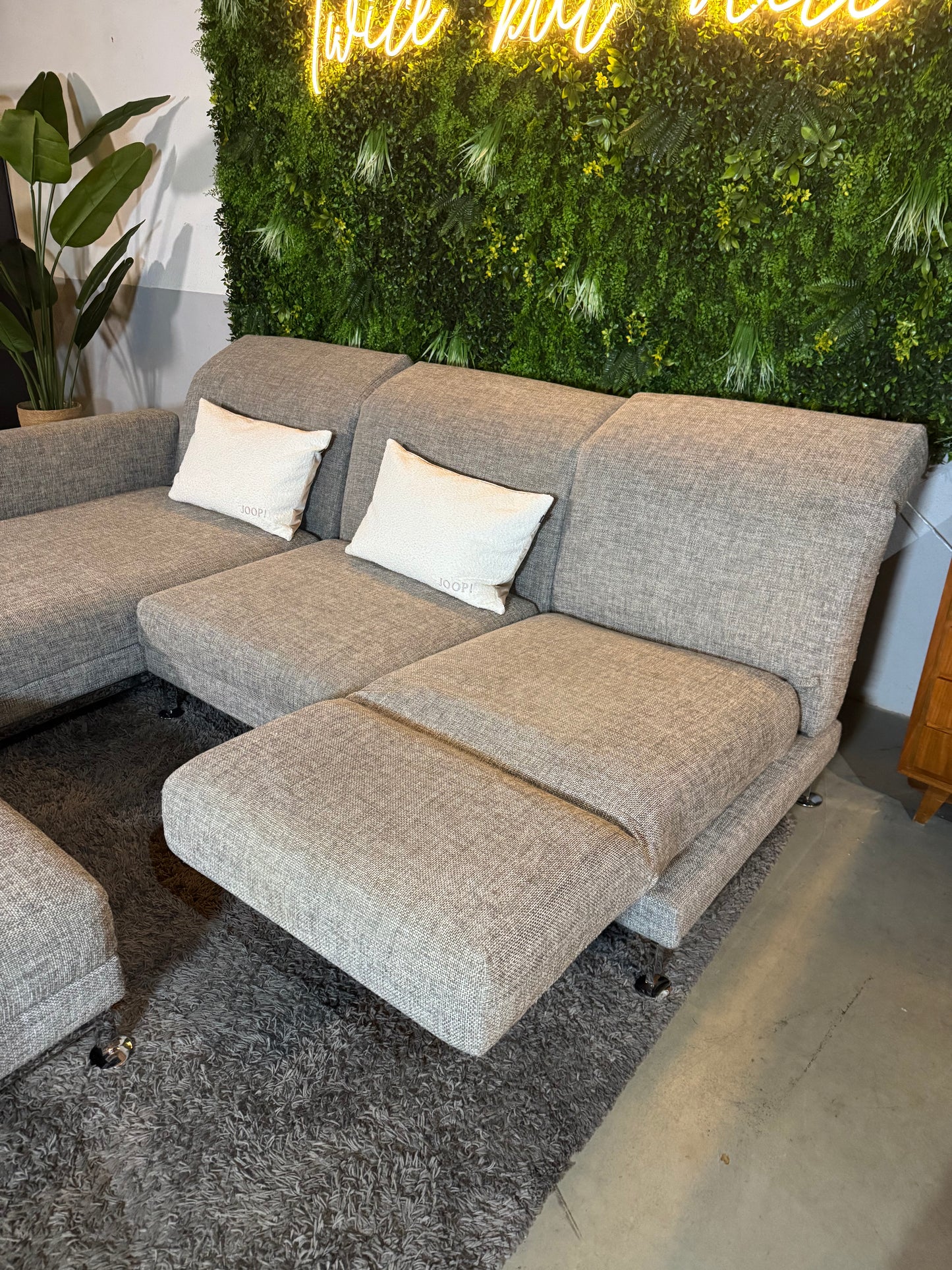 Brühl Moule Ecksofa inkl. Hocker