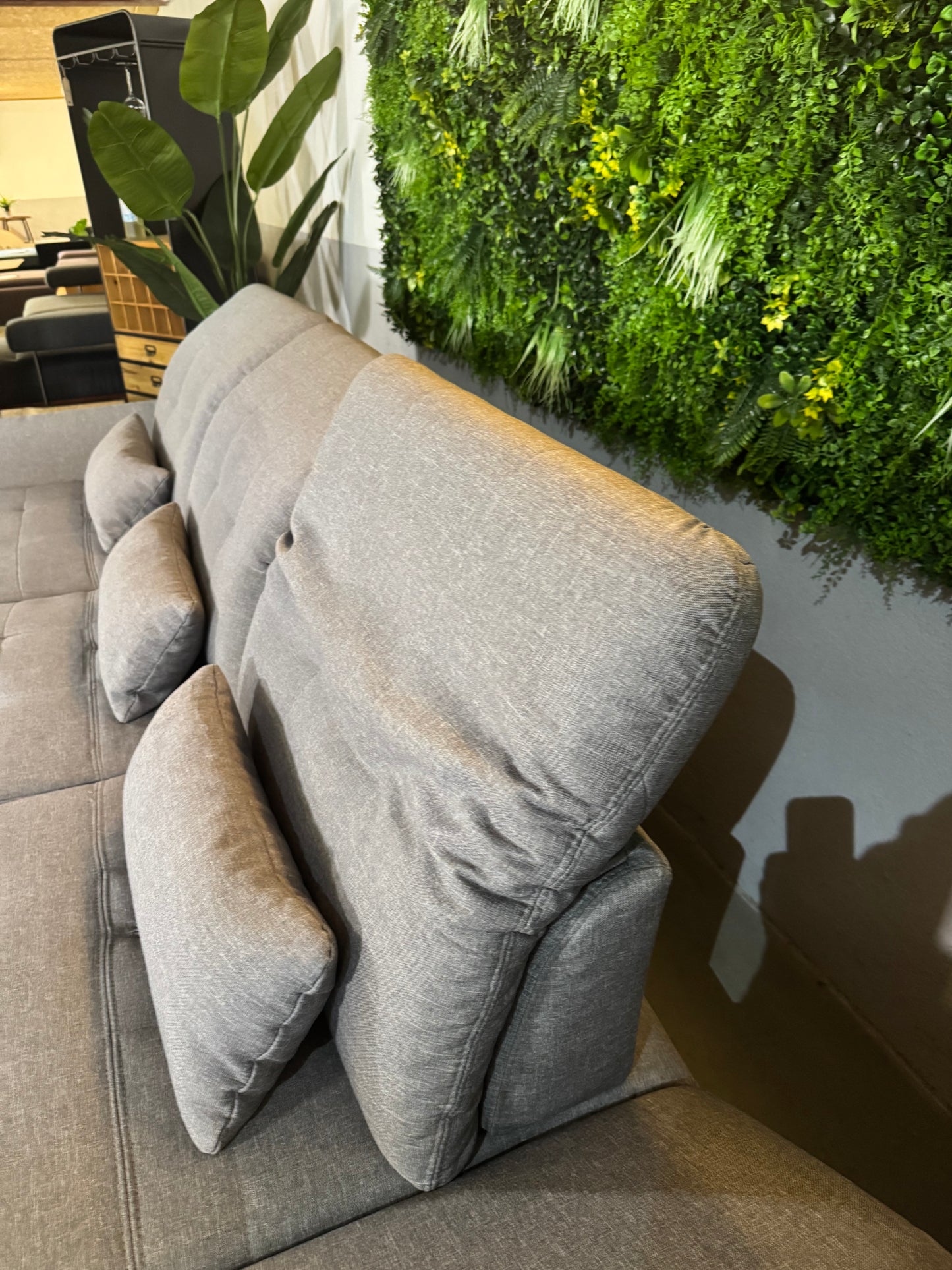 Ecksofa mit Schlaffunktion & verstellbaren Lehnen