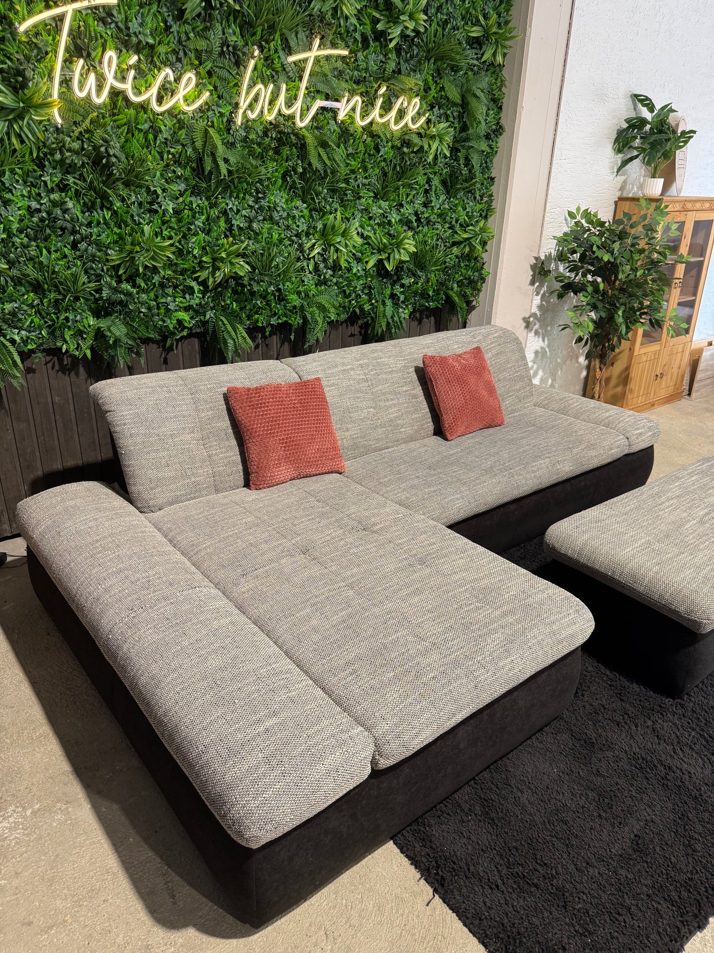 „Domo Collection“ Ecksofa mit Hocker