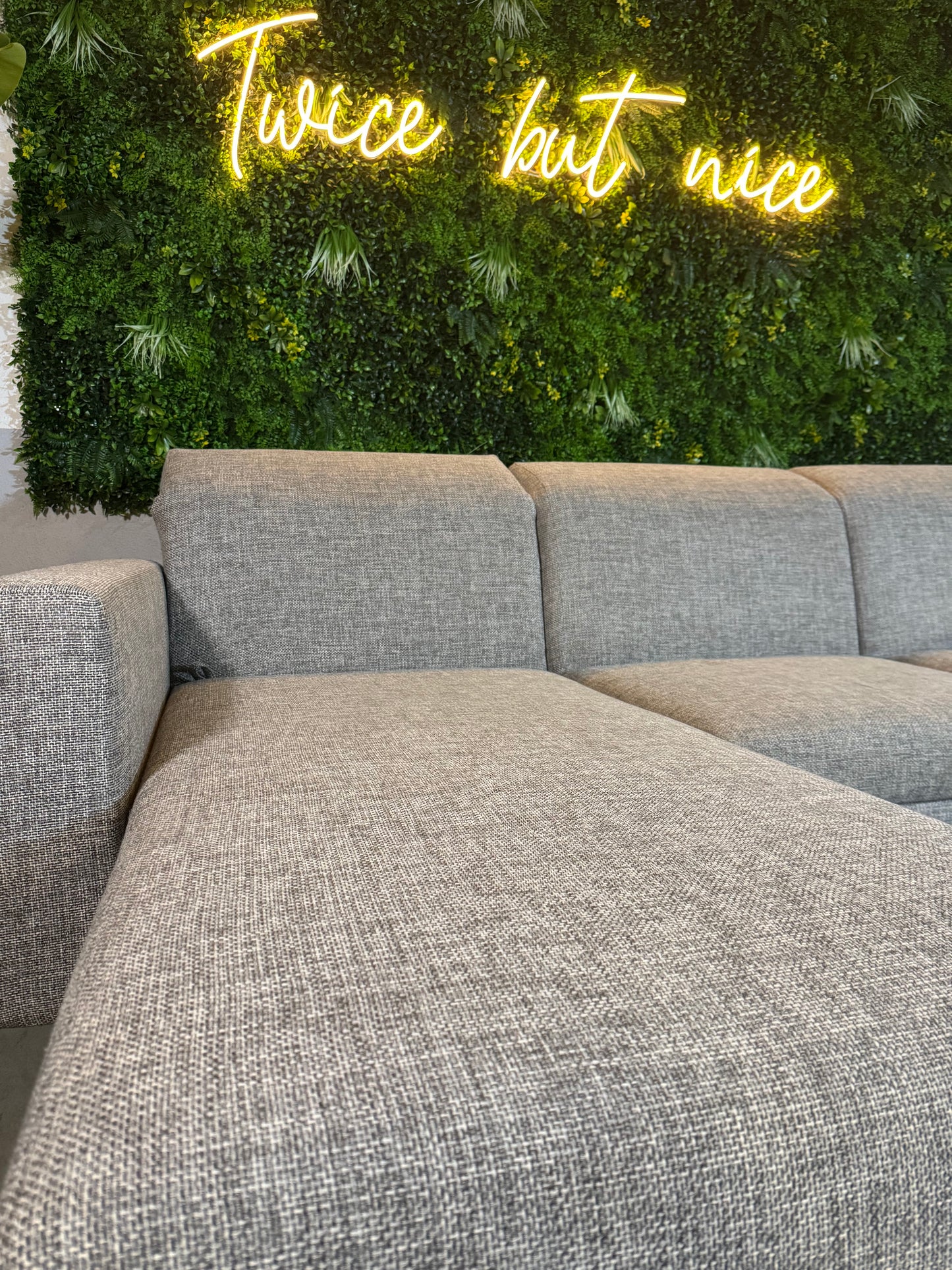 Brühl Moule Ecksofa inkl. Hocker