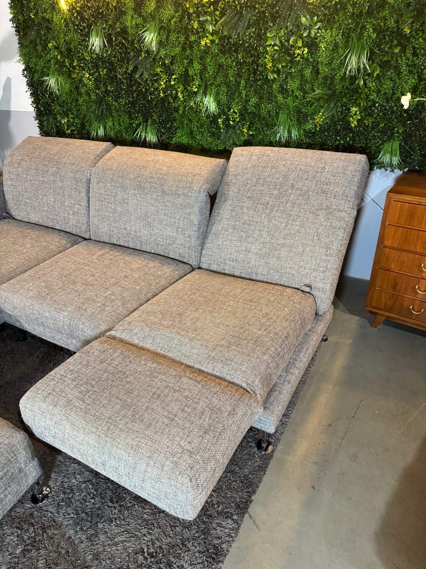 Brühl Moule Ecksofa inkl. Hocker