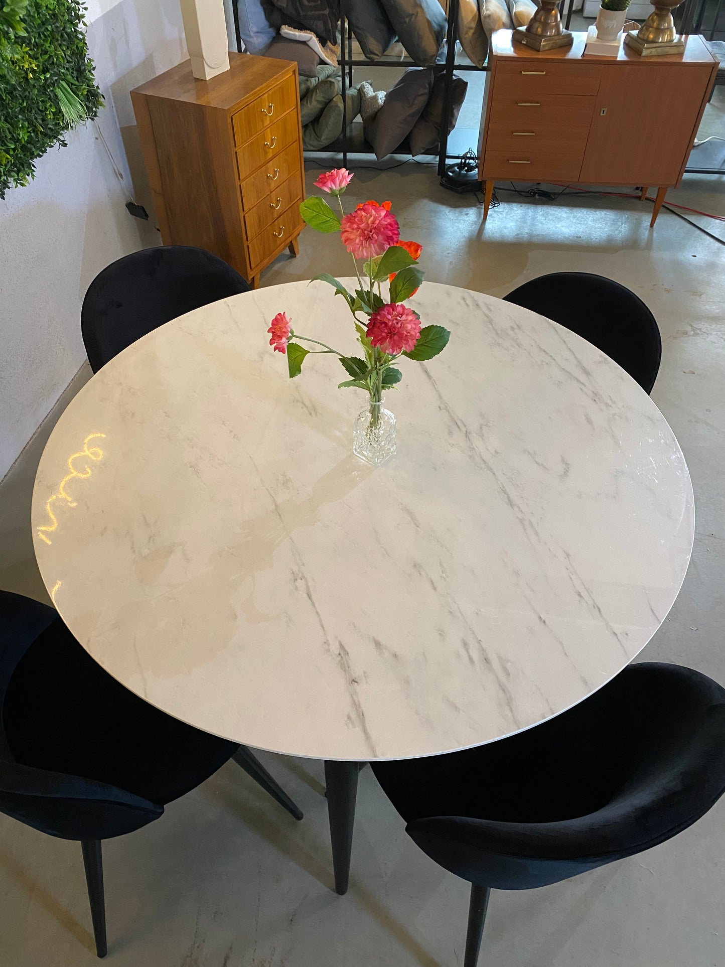 Esstisch in Marmoroptik + 4 Stühle