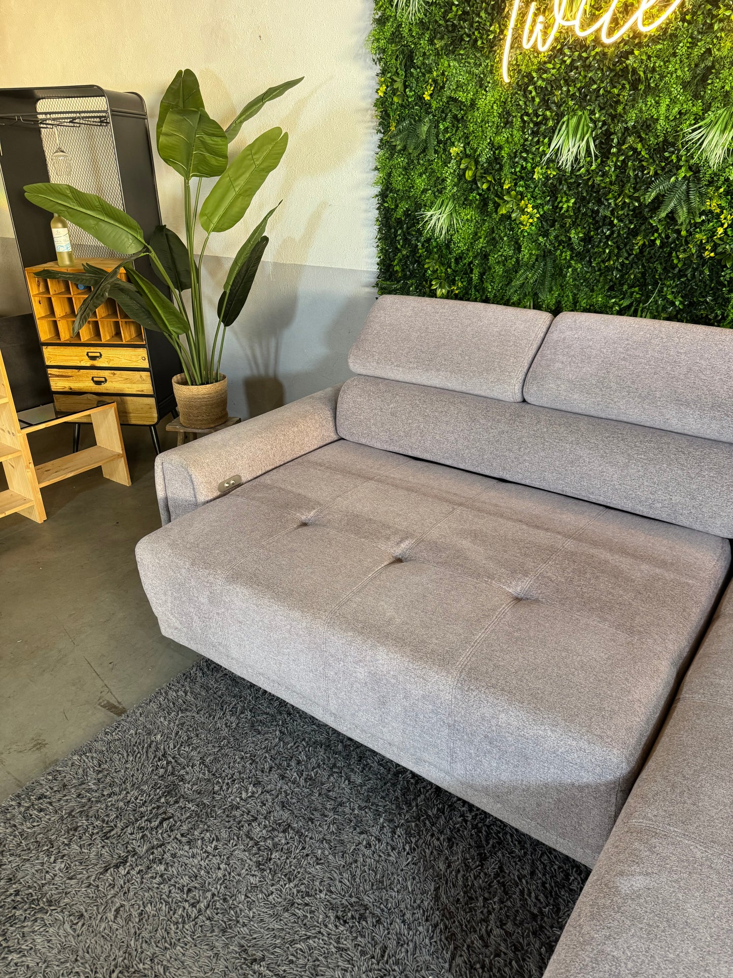 Ecksofa mit elektr. Schlaffunktion