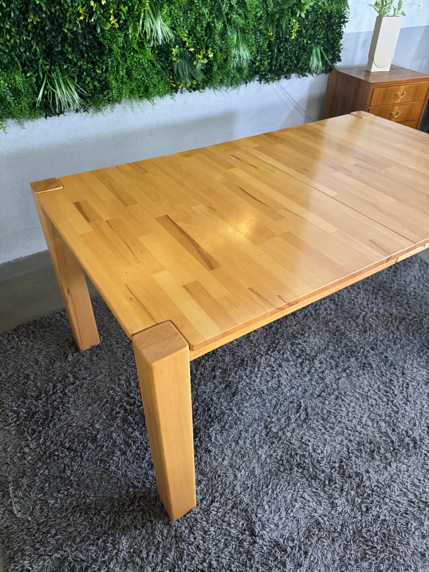 massiver Holz Esstisch - ausziehbar