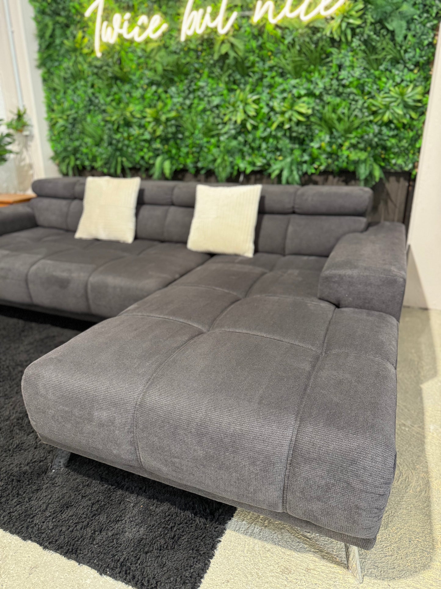 „Freiraum“ Ecksofa mit elektr. Schlaffunktion