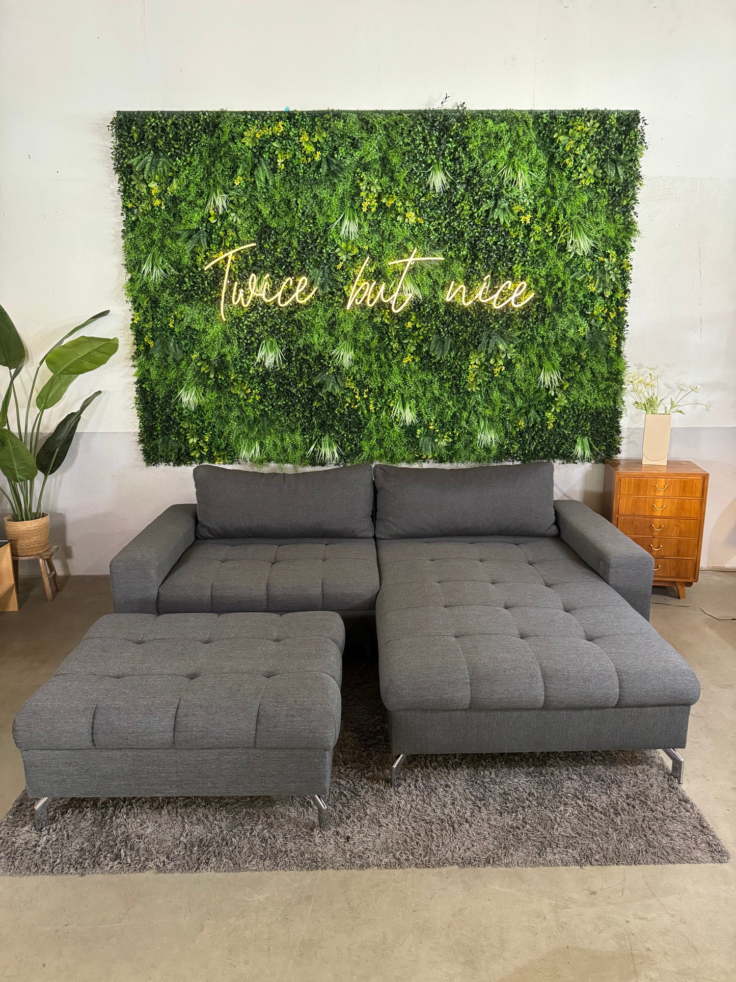 USB Ecksofa mit Hocker