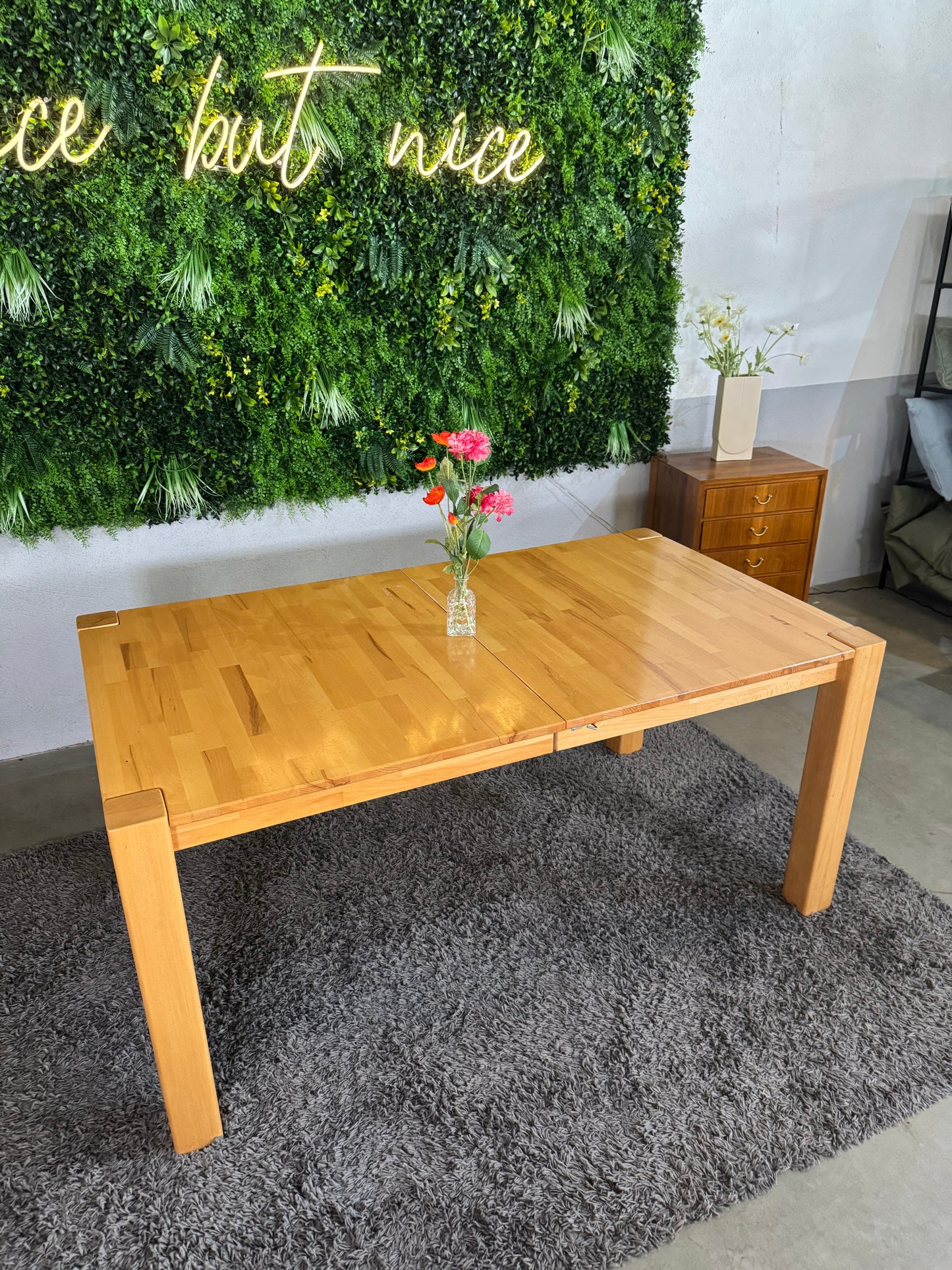 massiver Holz Esstisch - ausziehbar