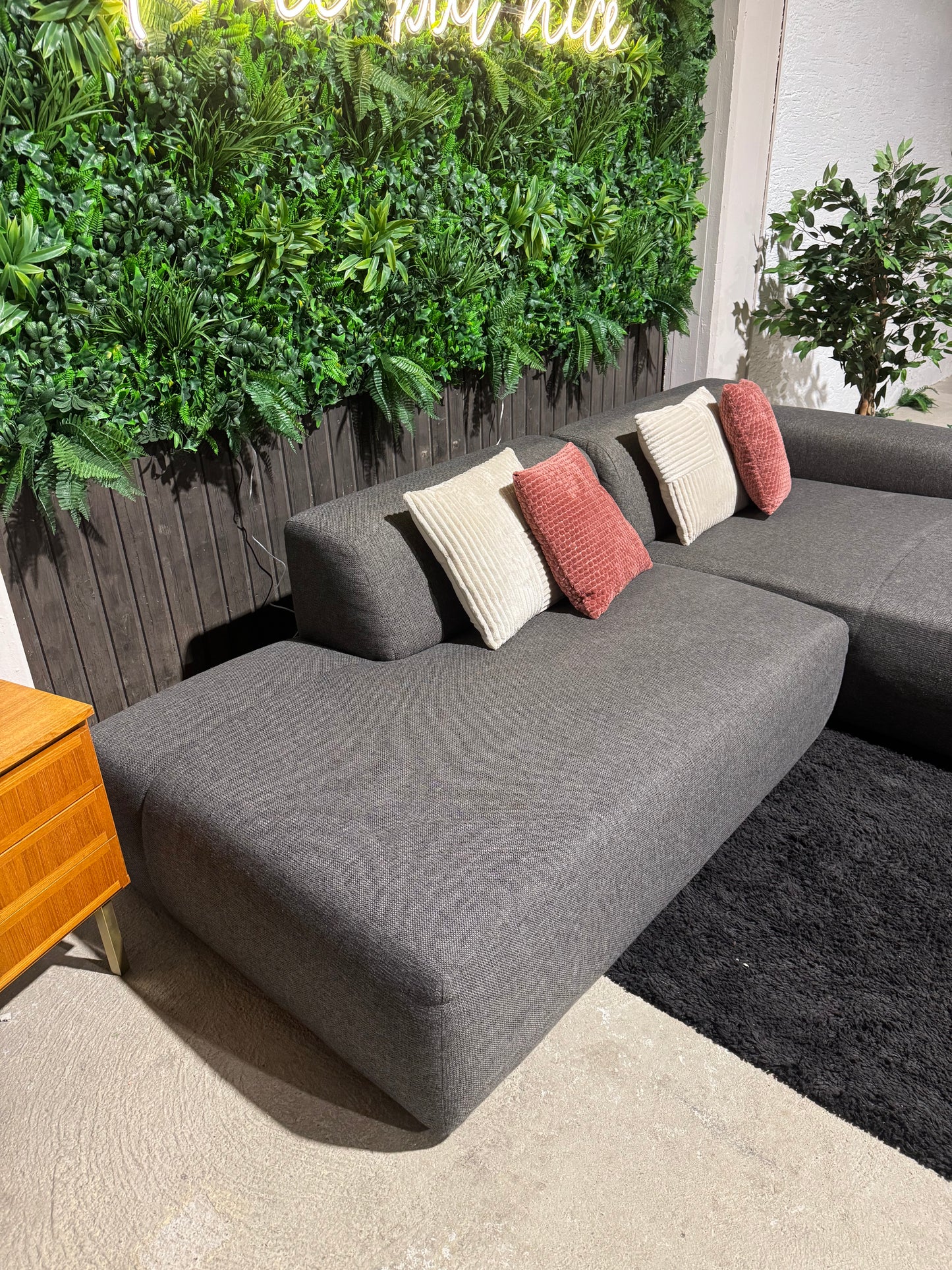 „MYCS Pyllow“ Ecksofa