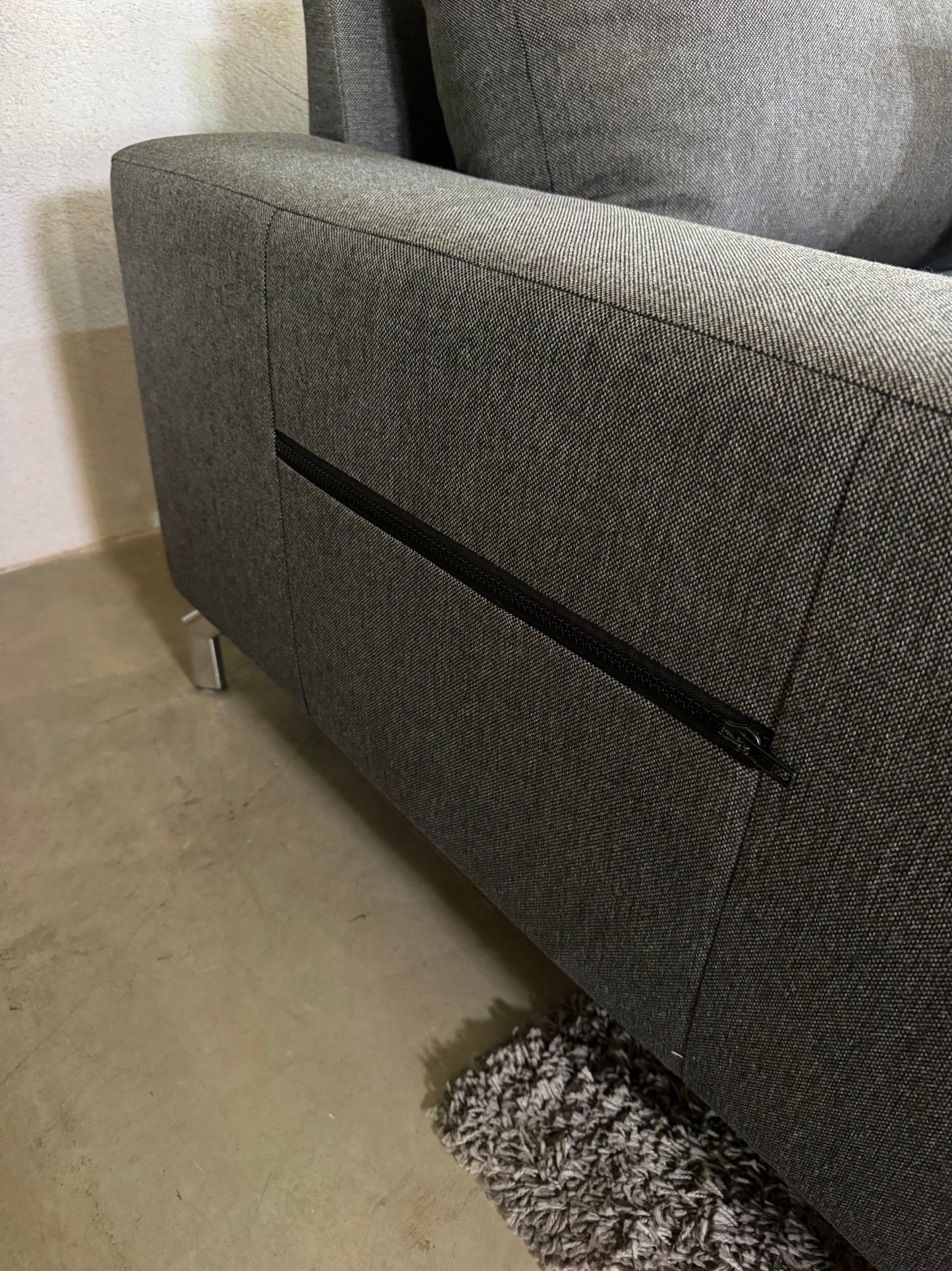 USB Ecksofa mit Hocker