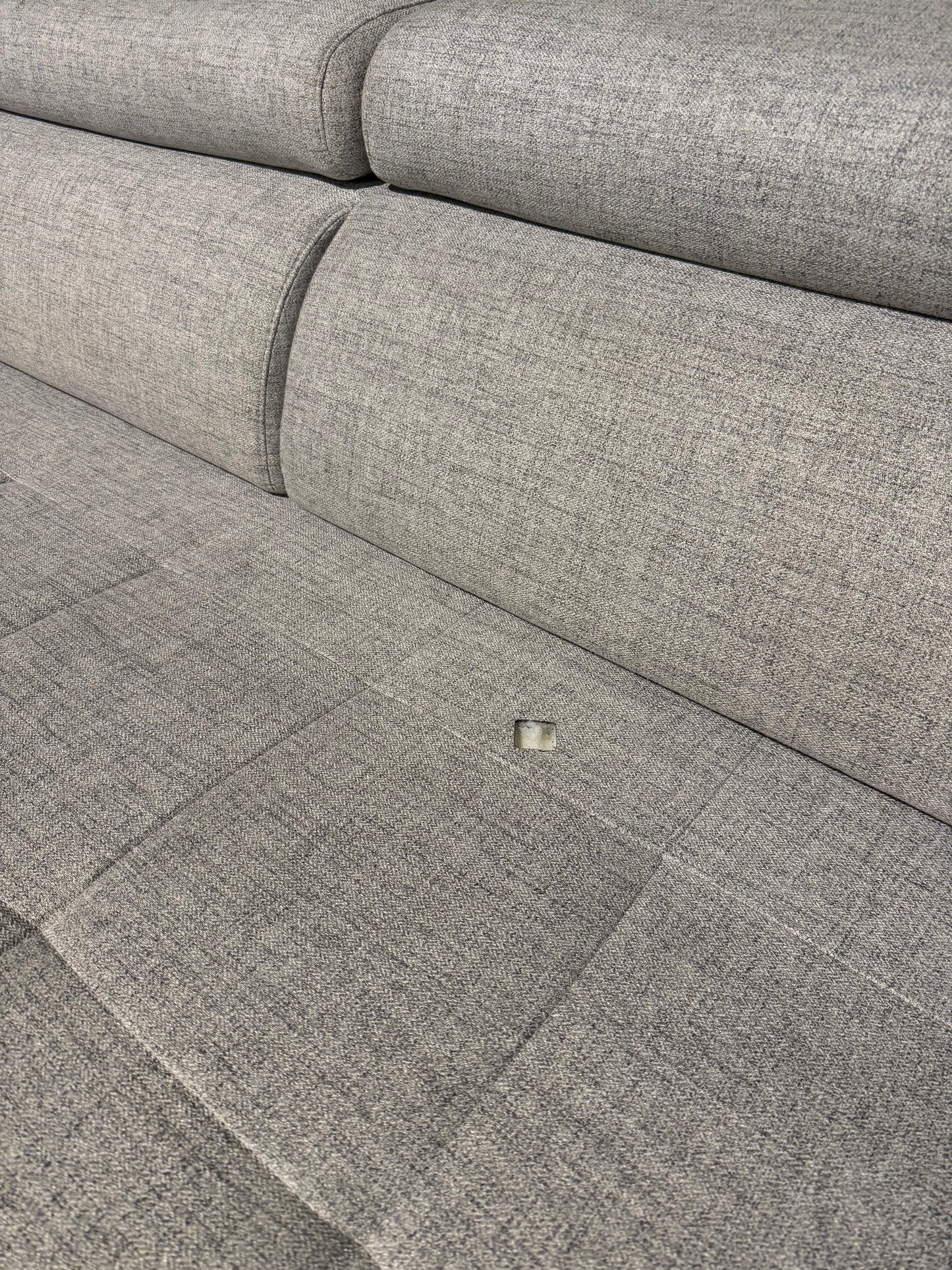 Ecksofa mit elektrischer Ausziehfunktion