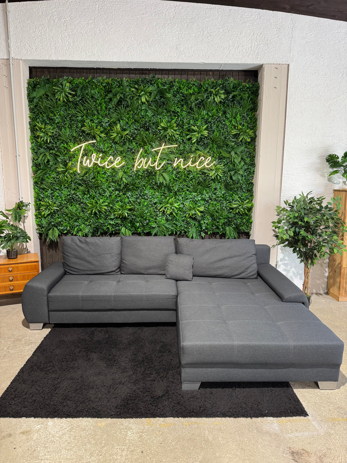 Ecksofa mit Schlaffunktion (beidseitig montierbar)