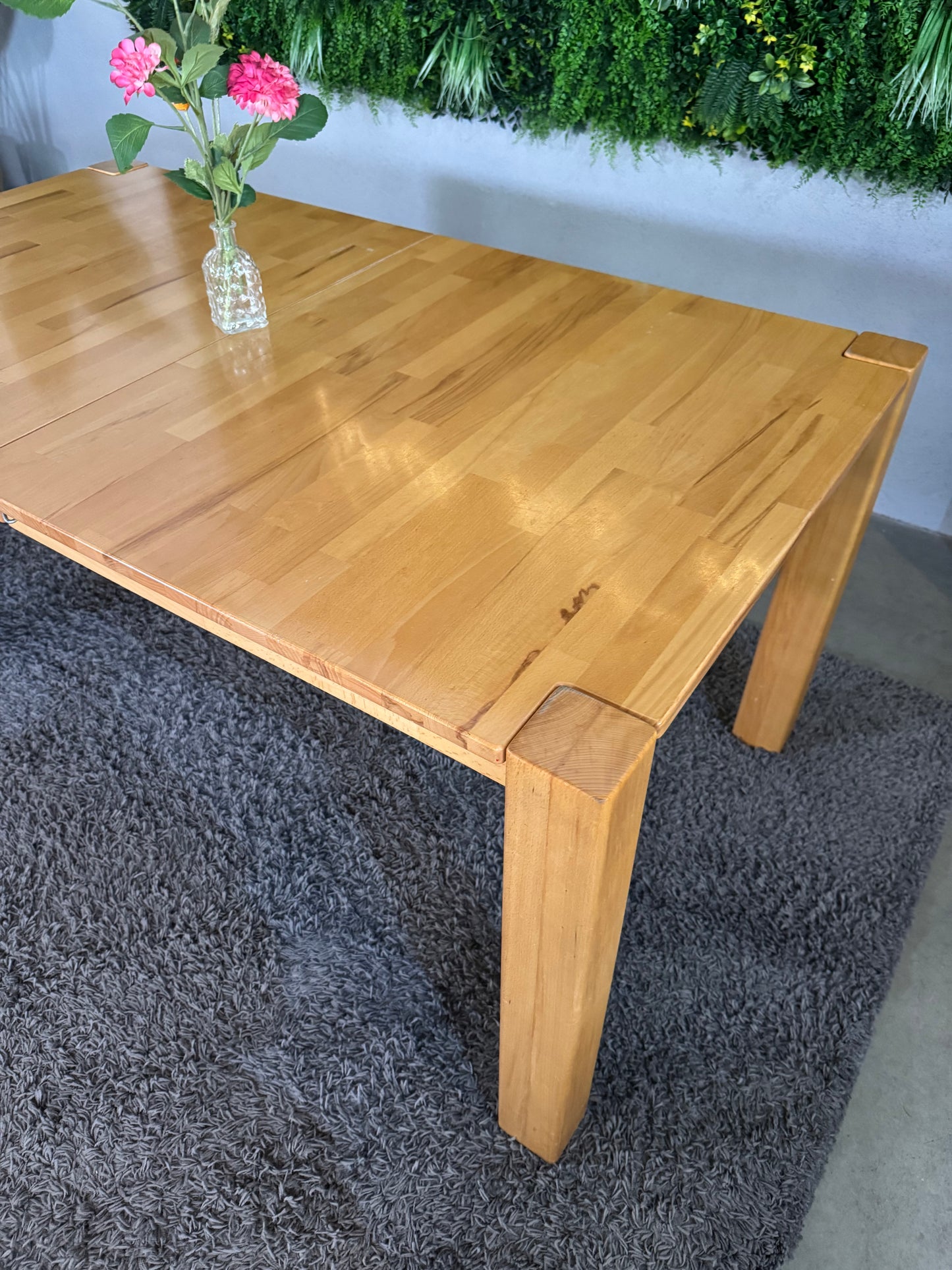 massiver Holz Esstisch - ausziehbar