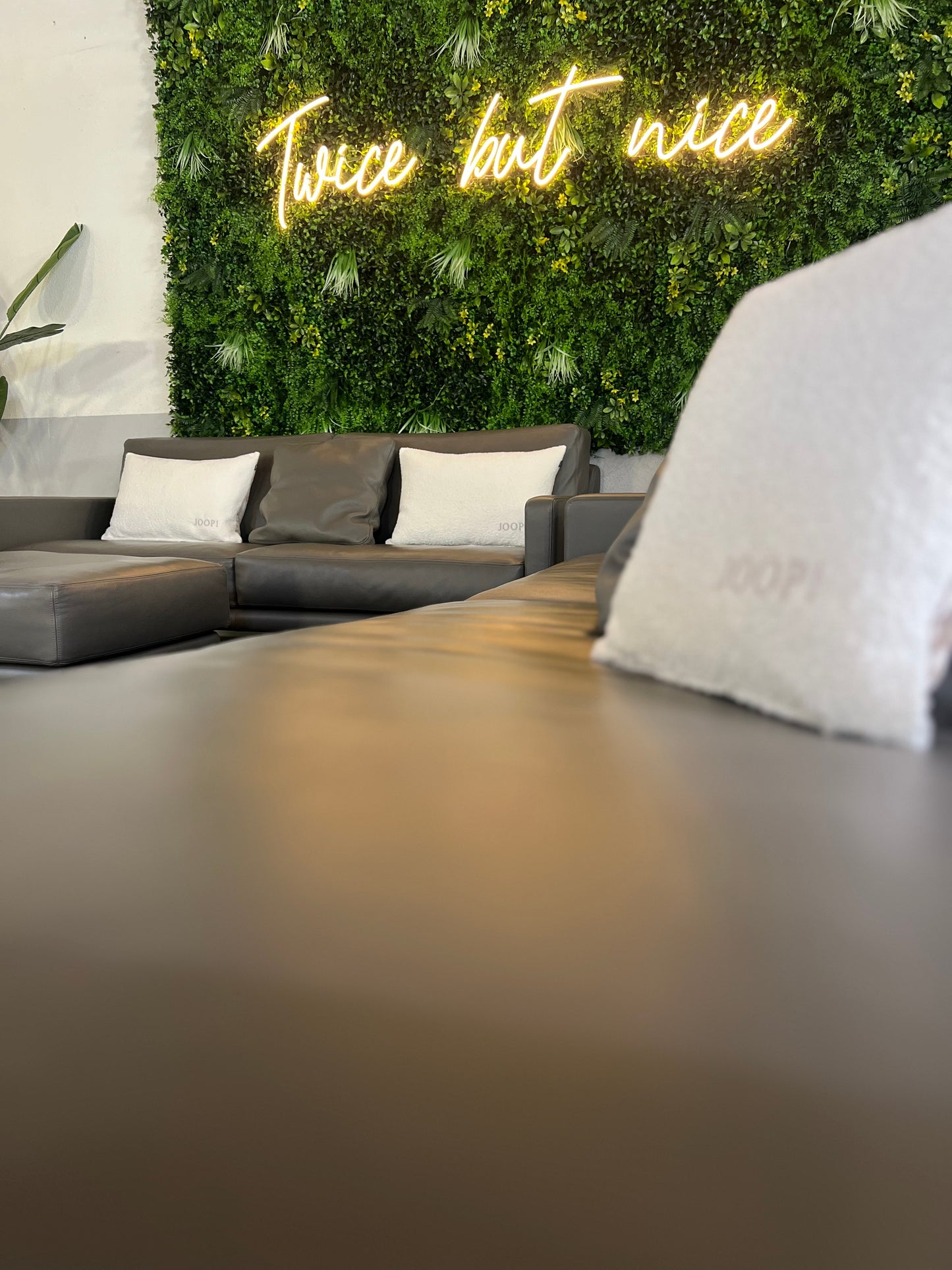 Violetta Designer Ecksofa 2 und 3 Sitzer