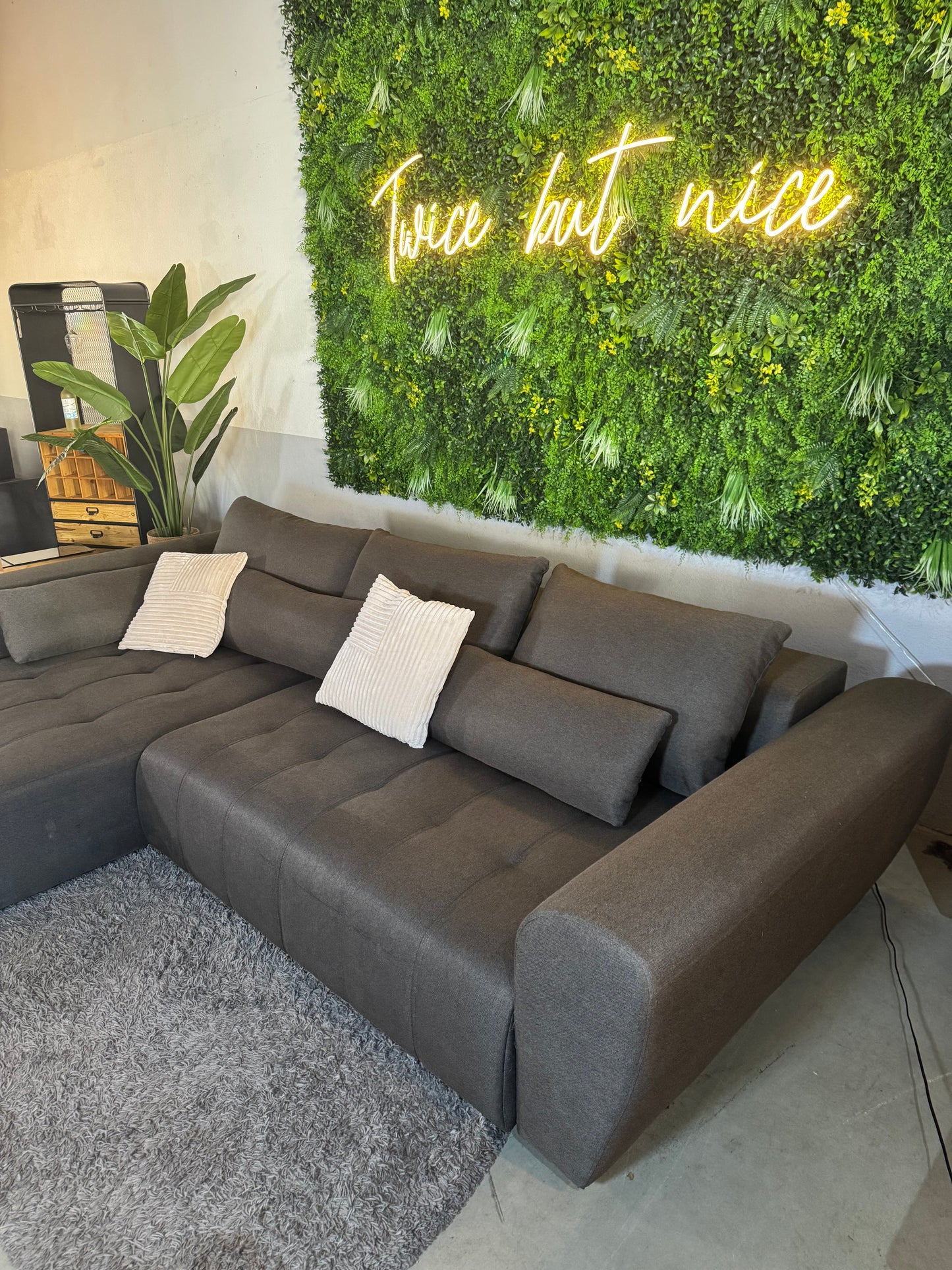 Ecksofa mit elektr. Schlaffunktion