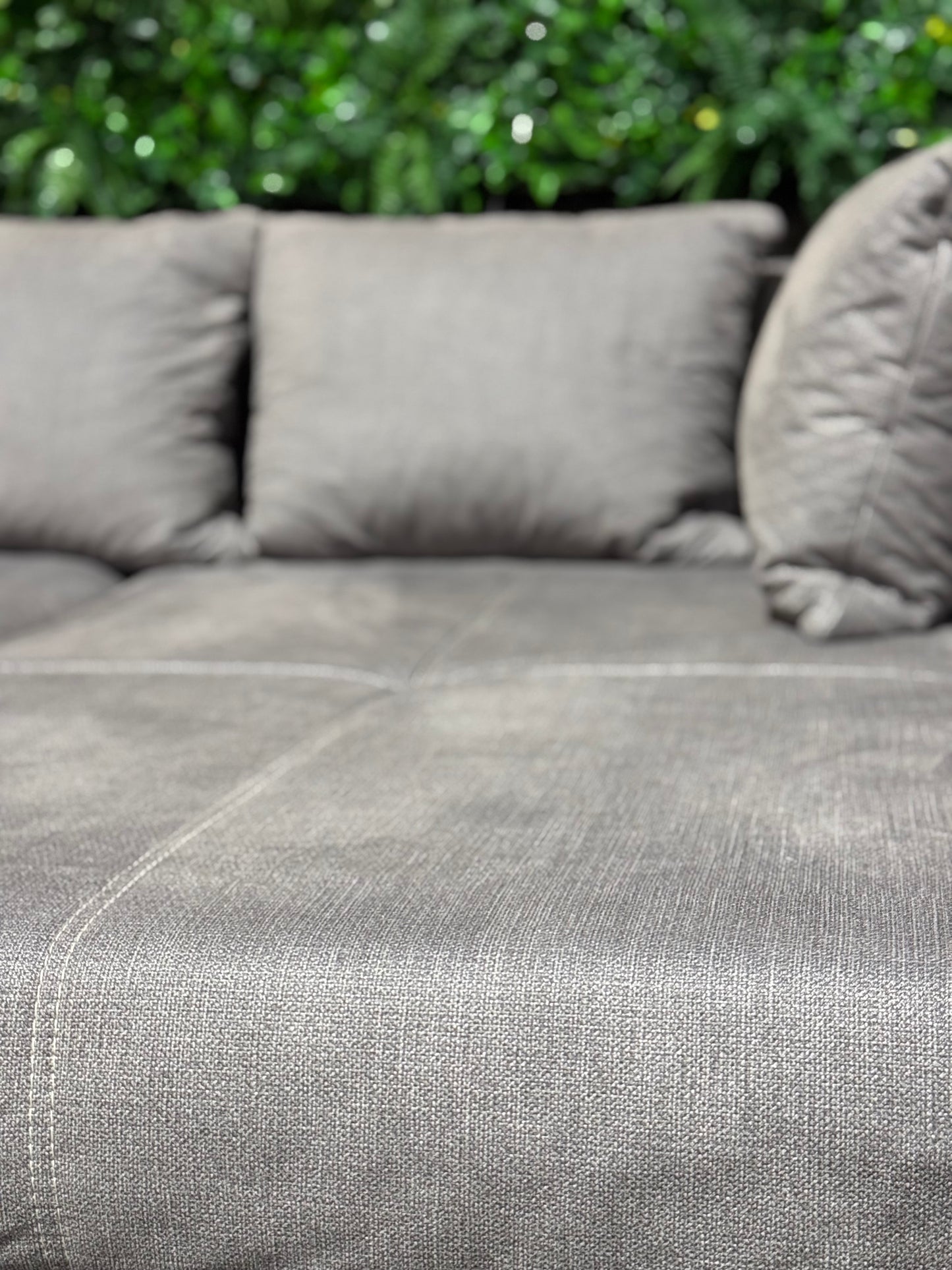 Schlafsofa mit zwei Bettkästen